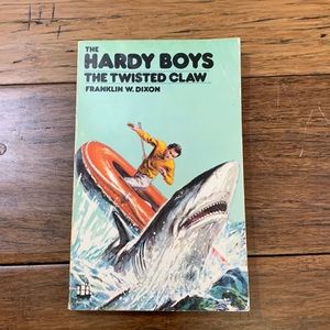 The hardy boys, the twisted claw by Franklin W Dixon paperback